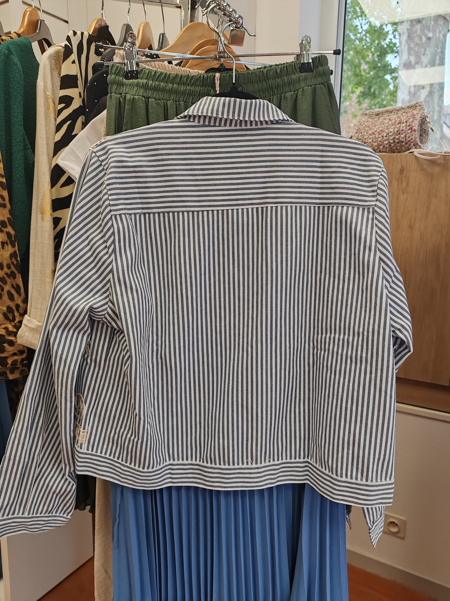 Veste brodée