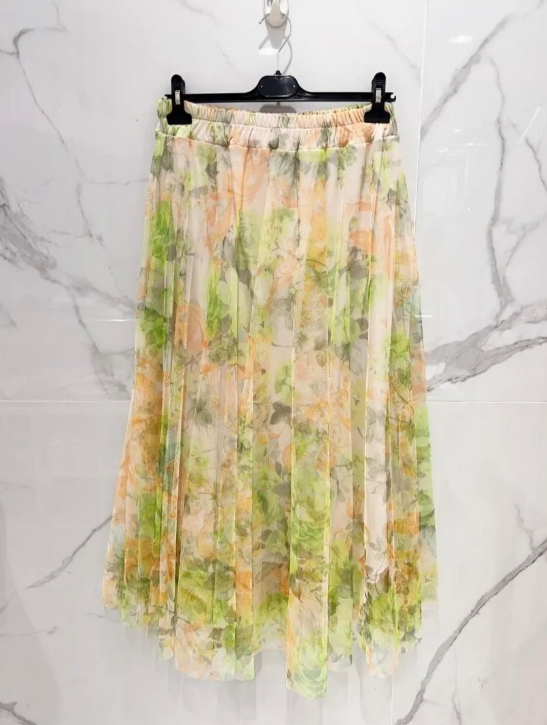 Floral print skirt