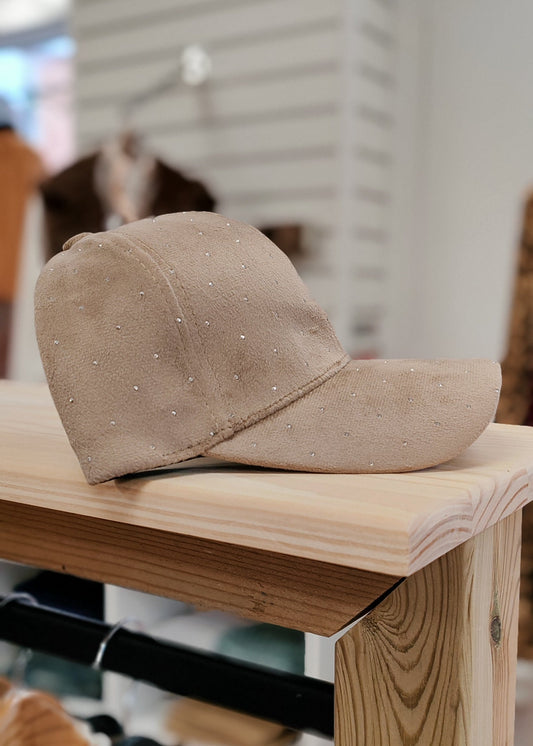 Casquette Velours Strass – Élégance et Style Brillant Orien express