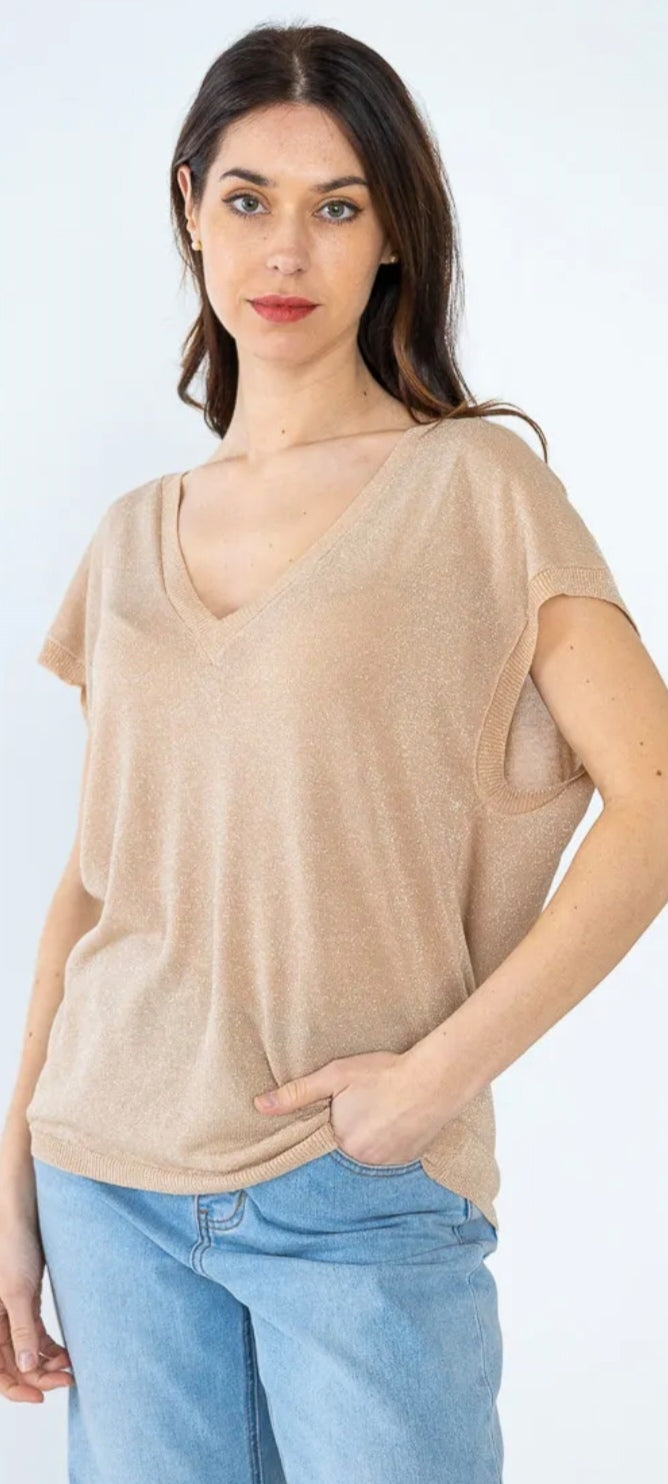 T-shirt col V Beige Vogue N°8