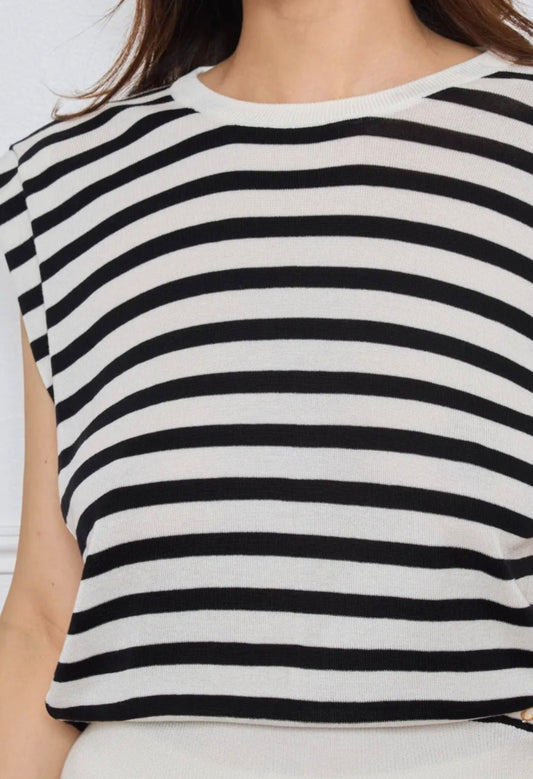 Top en maille sans manche By Clara