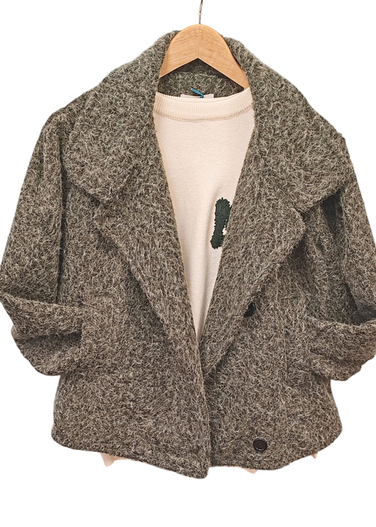 Veste en laine kaki à manches longues – Style naturel et chaleur élégante Vogue N°8