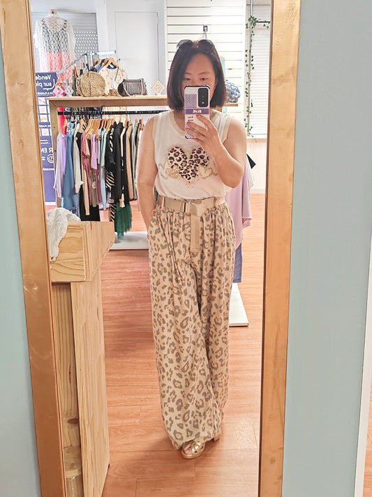 Pantalon imprimé léopard Vogue N°8