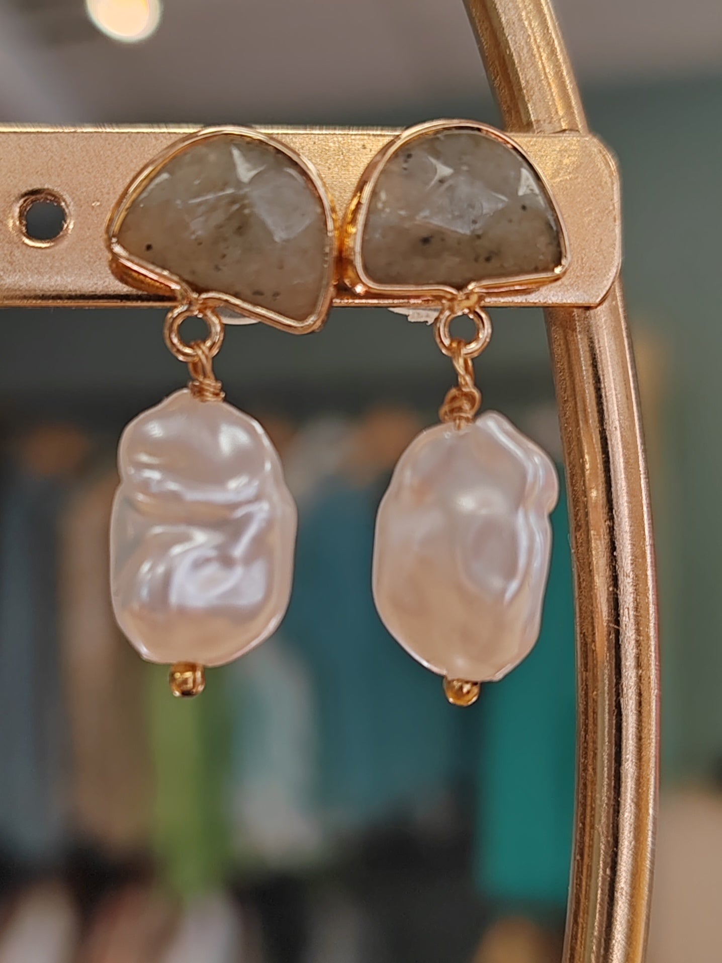 Boucles d'oreilles en Acier inoxydable avec perles naturelles Vogue N°8