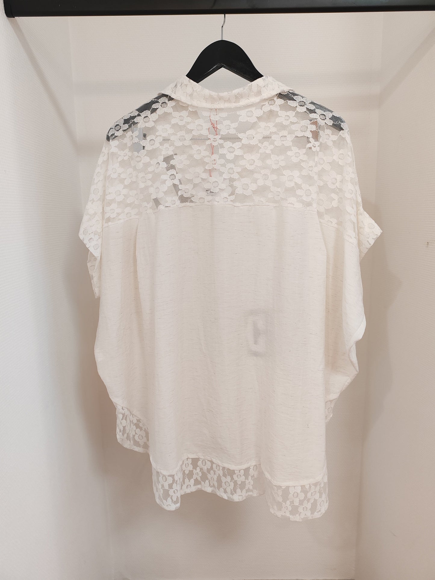 Chemise bohème dentelle Vogue N°8