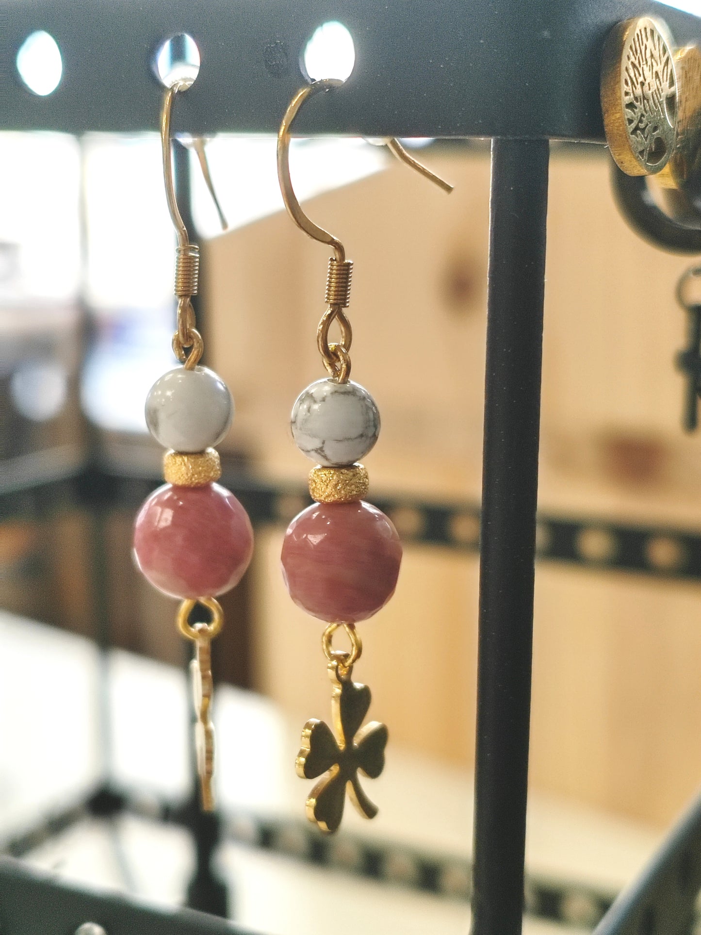 Stainless steel earrings with natural stones