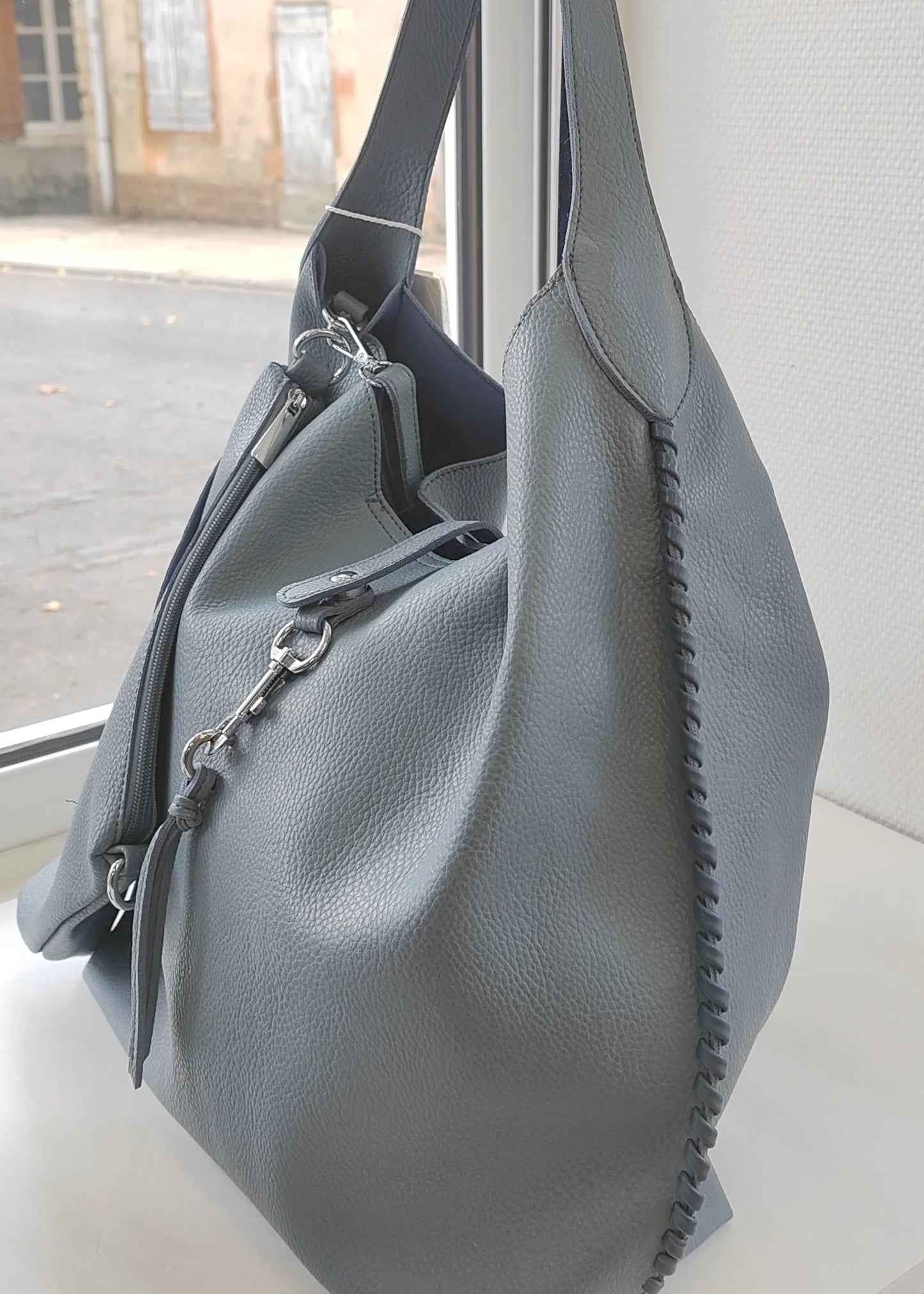 {{ file.title }} - Vogue N°8