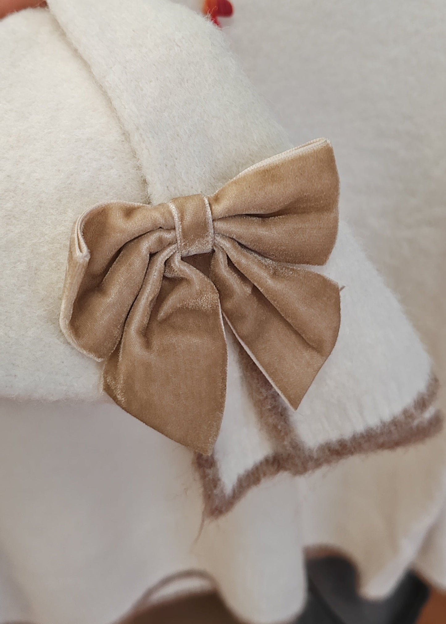 Pull Manches Longue Noeud Capucine Col V CARLAGIANINI