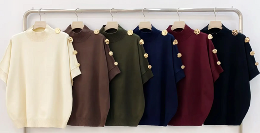 Pull à manches courtes décontracté avec boutons métallisés – Style chic et confortable Vogue N°8