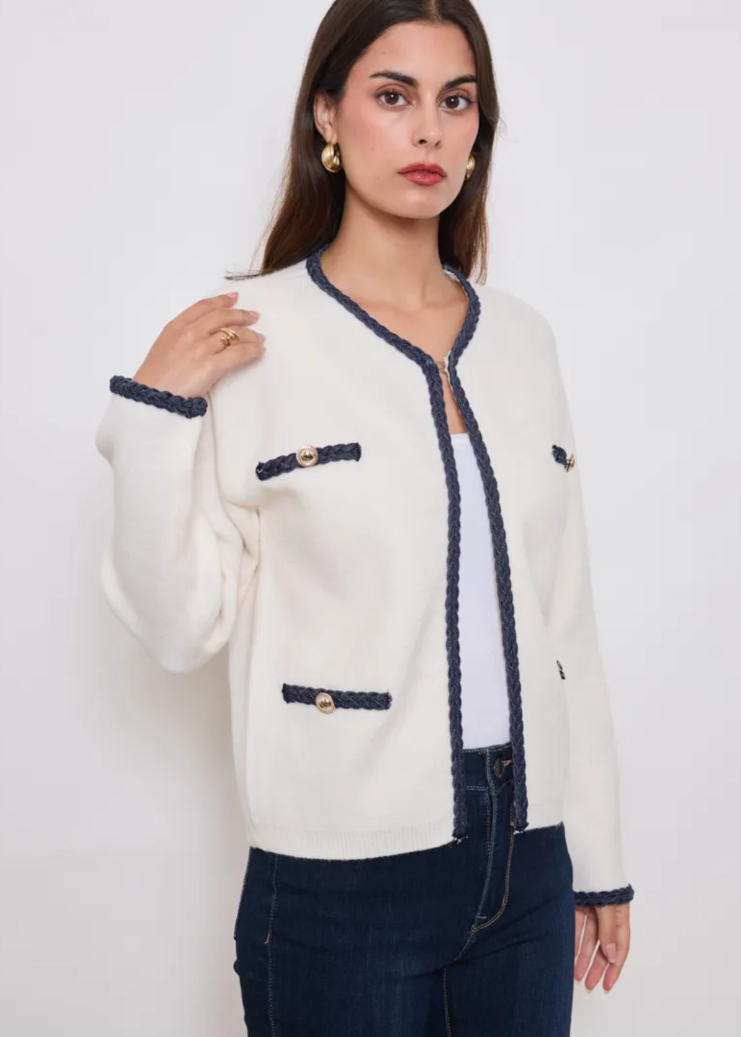 Cardigan élégant avec détail tréssé