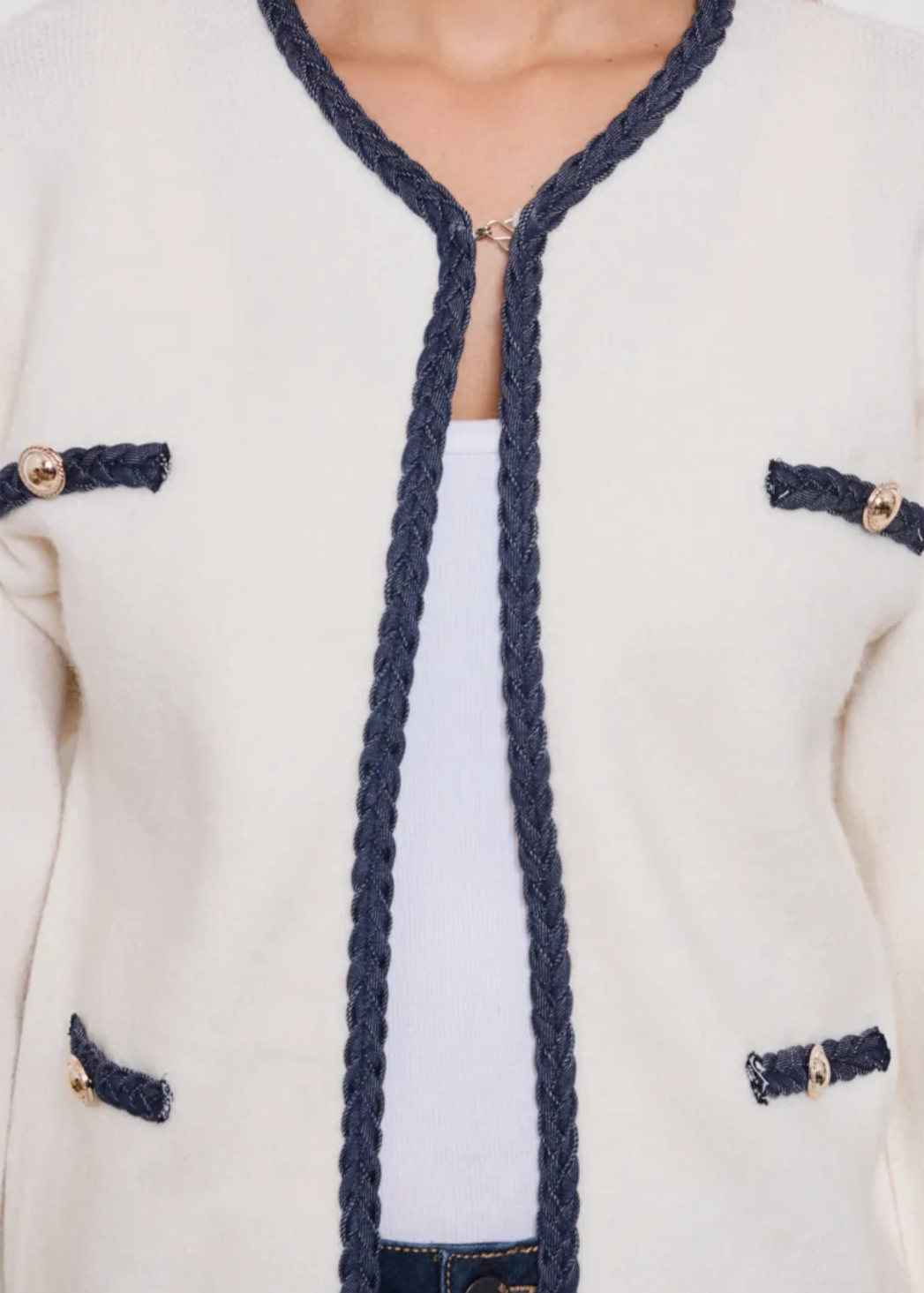 Cardigan élégant avec détail tréssé