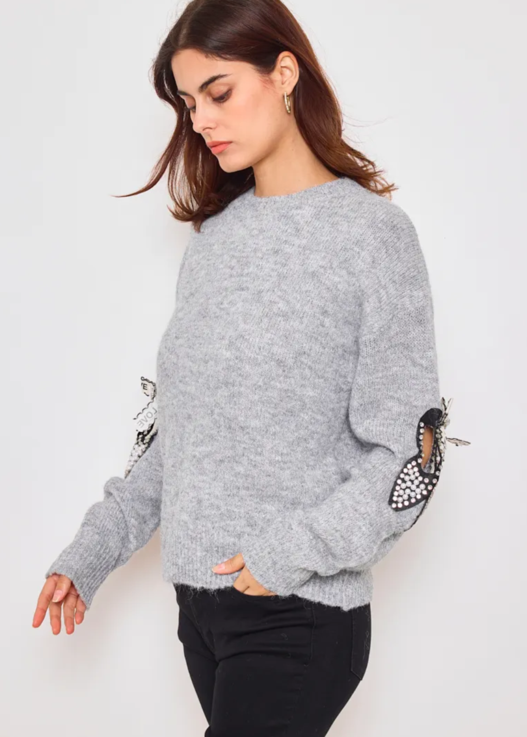 Pull manches longues avec rubans et strass