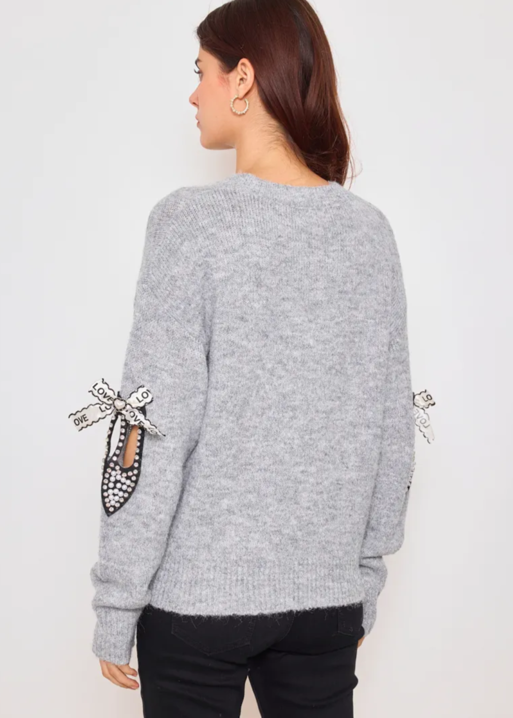 Pull manches longues avec rubans et strass