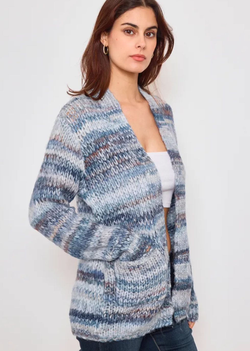 Gilet tricot couleur bleu dégradée