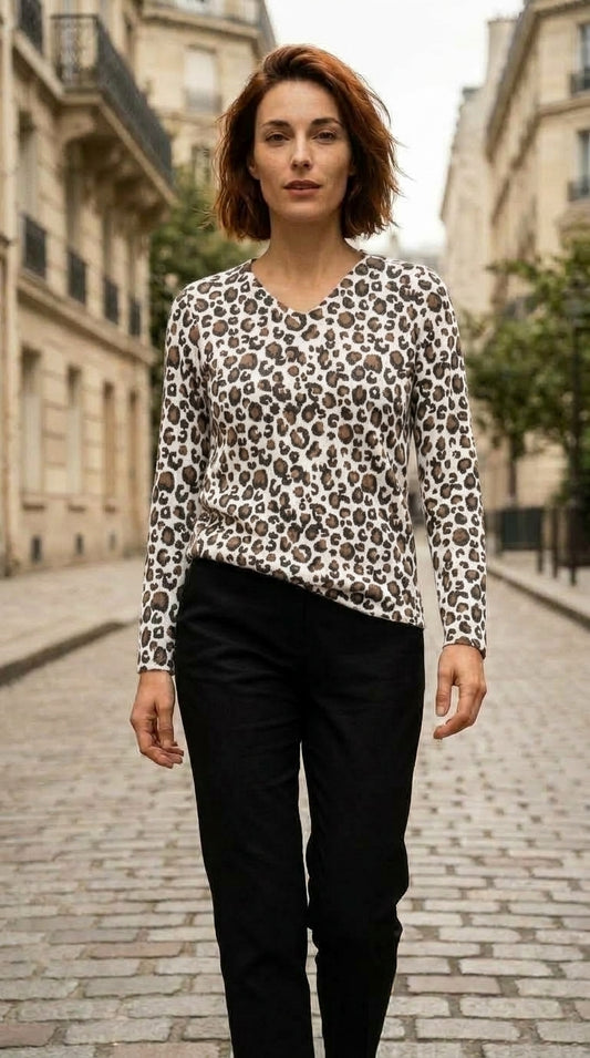 pull leopard — On Model - Outdoor | Generated by Modelize