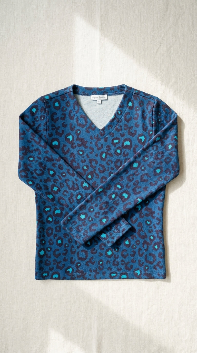 Lightweight V-neck sweater — Flat Lay - Plated Food | Generated by Modelize