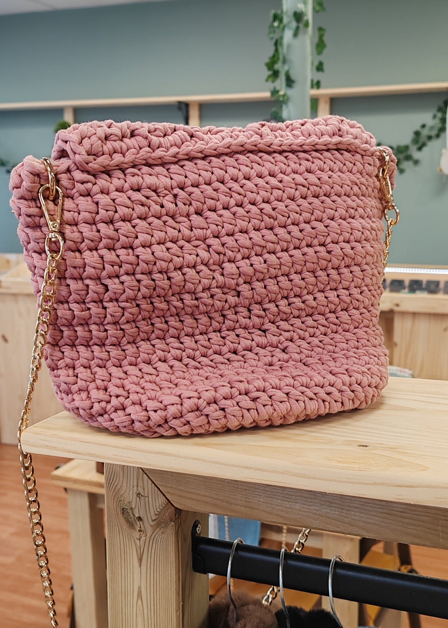 Sac à main au crochet Rosé Vogue N°8