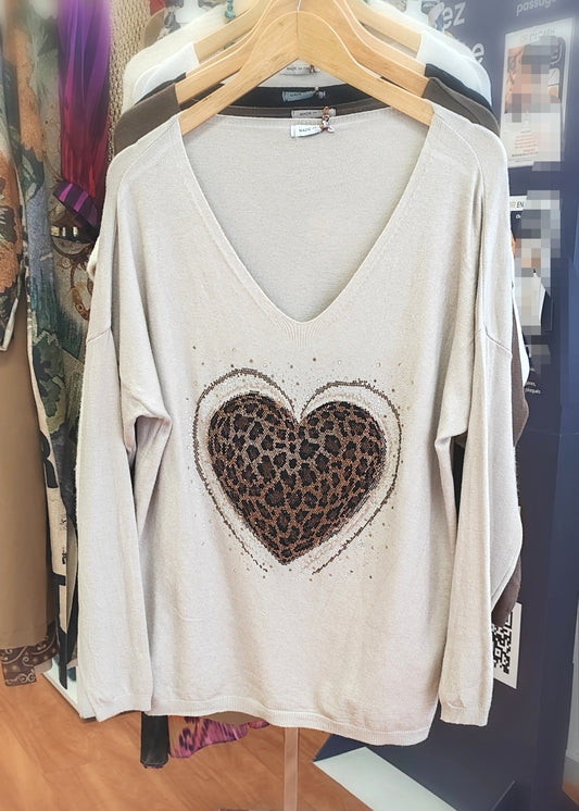 Pull Beige en maille à motif Coeur brillant Vogue N°8