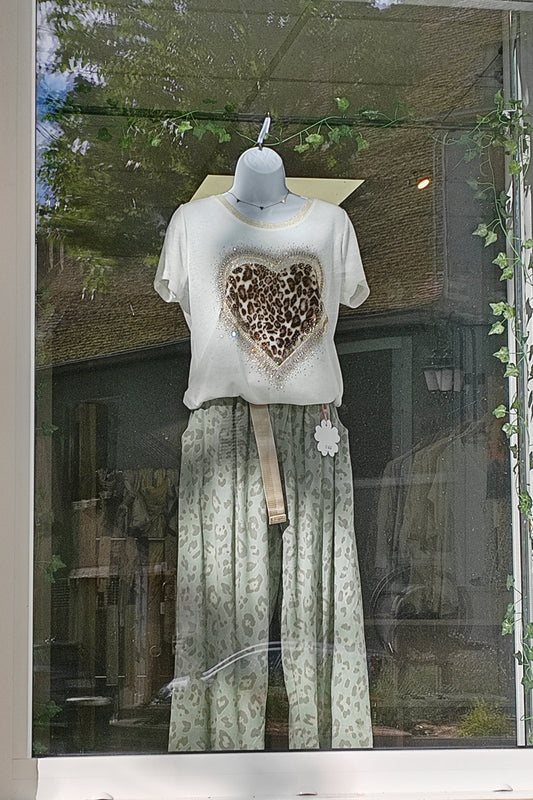 Pantalon imprimé léopard Vogue N°8