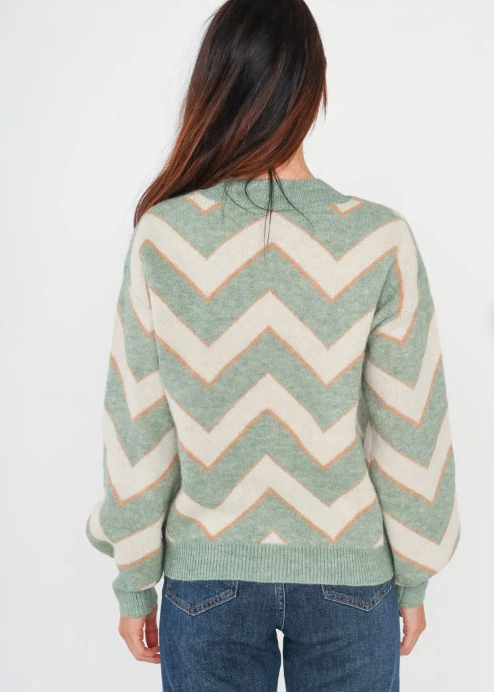 Cardigan Oversize à Motif Chevron – Élégance et Confort By Clara