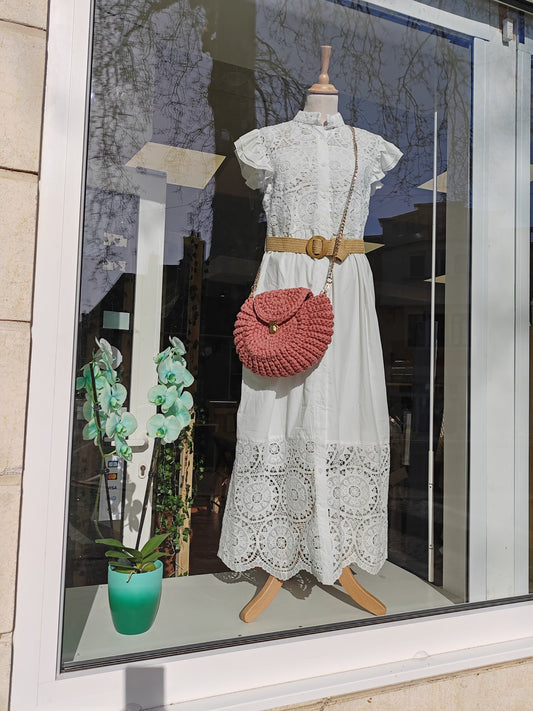 Robe en dentelle Vogue N°8