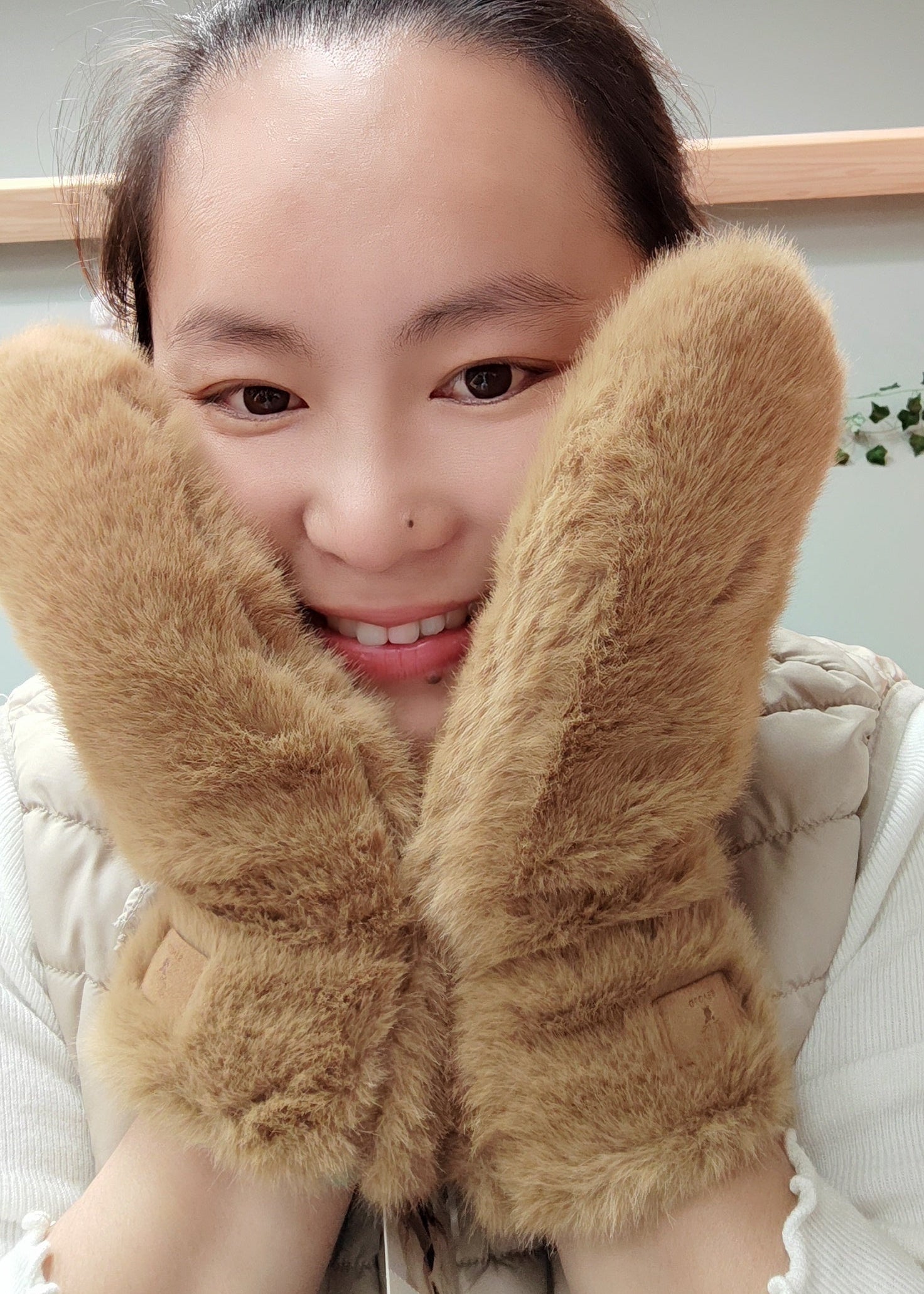 Moufles en fausse fourrure femme Vogue N°8