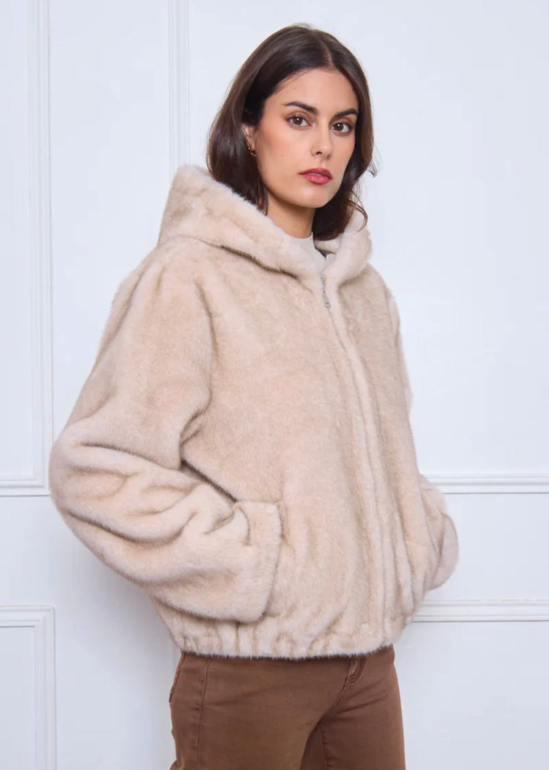 Veste en fausse fourrure femme Vogue N°8