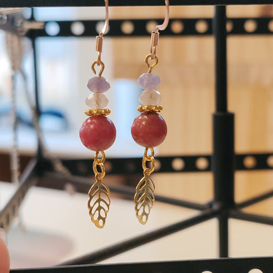 Stainless steel earrings with natural stones