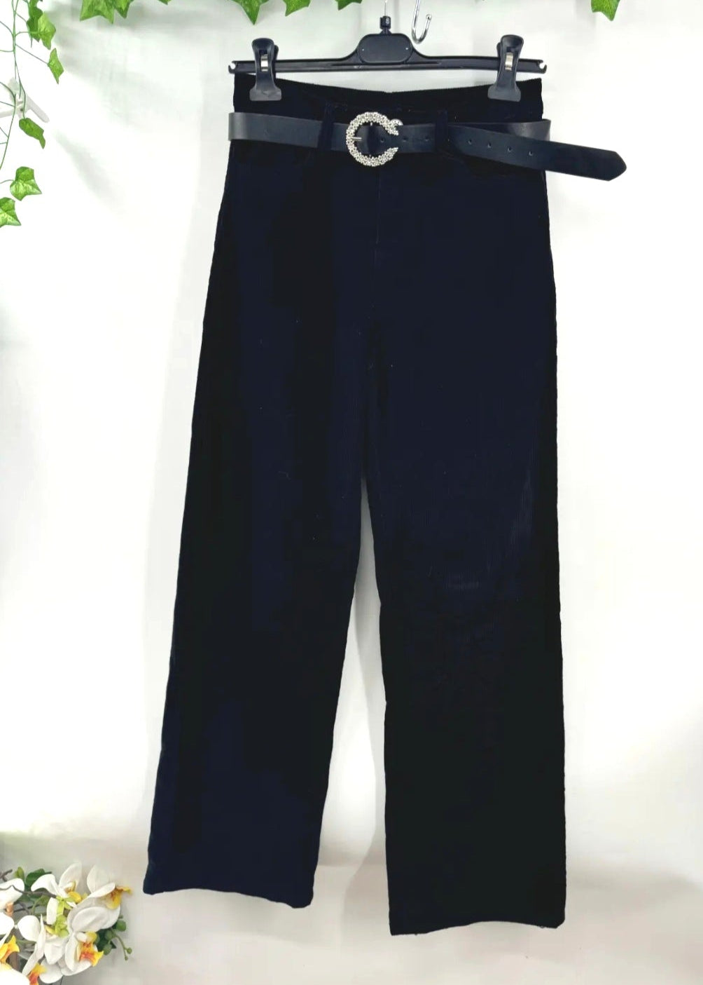 Pantalon large en velours Marron pour femme – Élégance, confort et style Vogue N°8