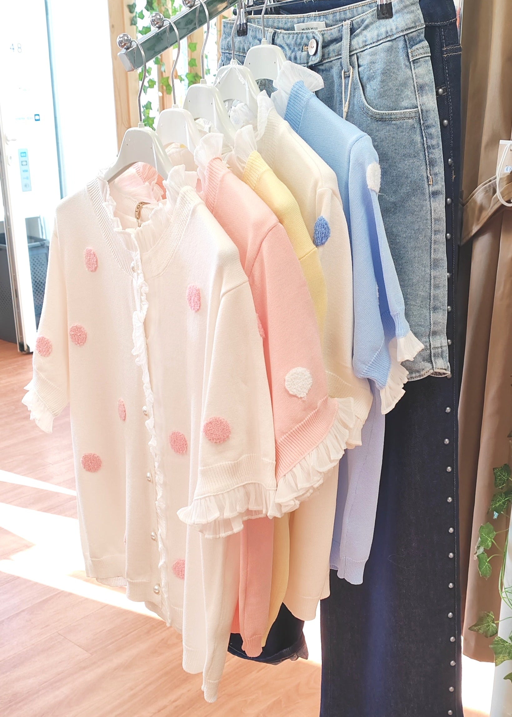 Pull fin femme manches courtes avec dentelle – 5 couleurs au choix Vogue N°8