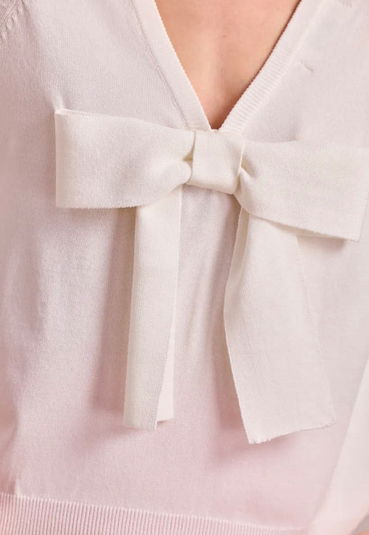 Top en maille manche courte avec noeud de papillon By Clara