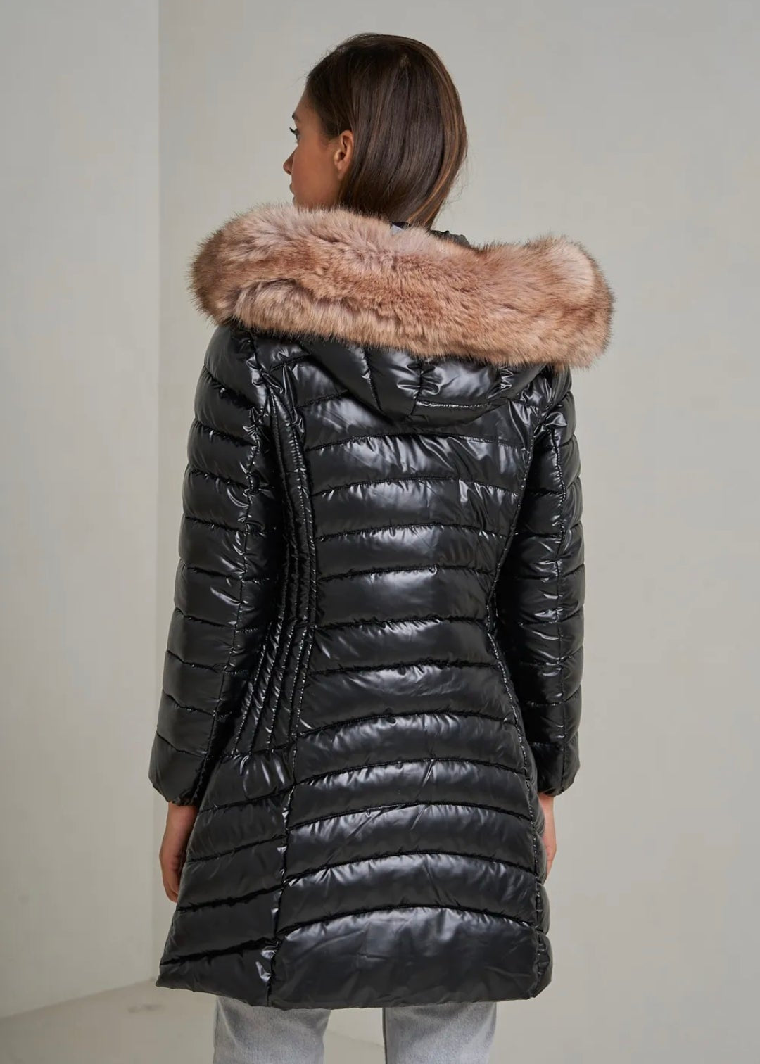 Doudoune cirée noire cintrée avec capuche – Doudoune femme élégante et imperméable Vogue N°8