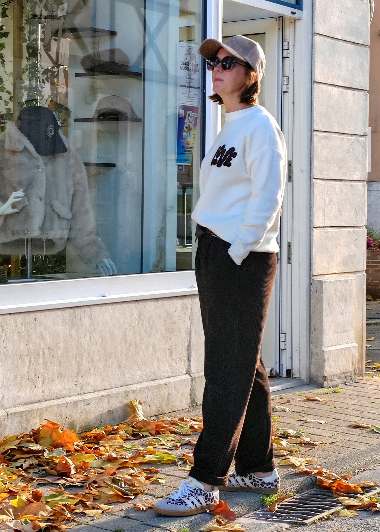 Sweat brodé LOVE YOURSELF – Sweat à patchs femme, message positif, broderie tendance Ky Création