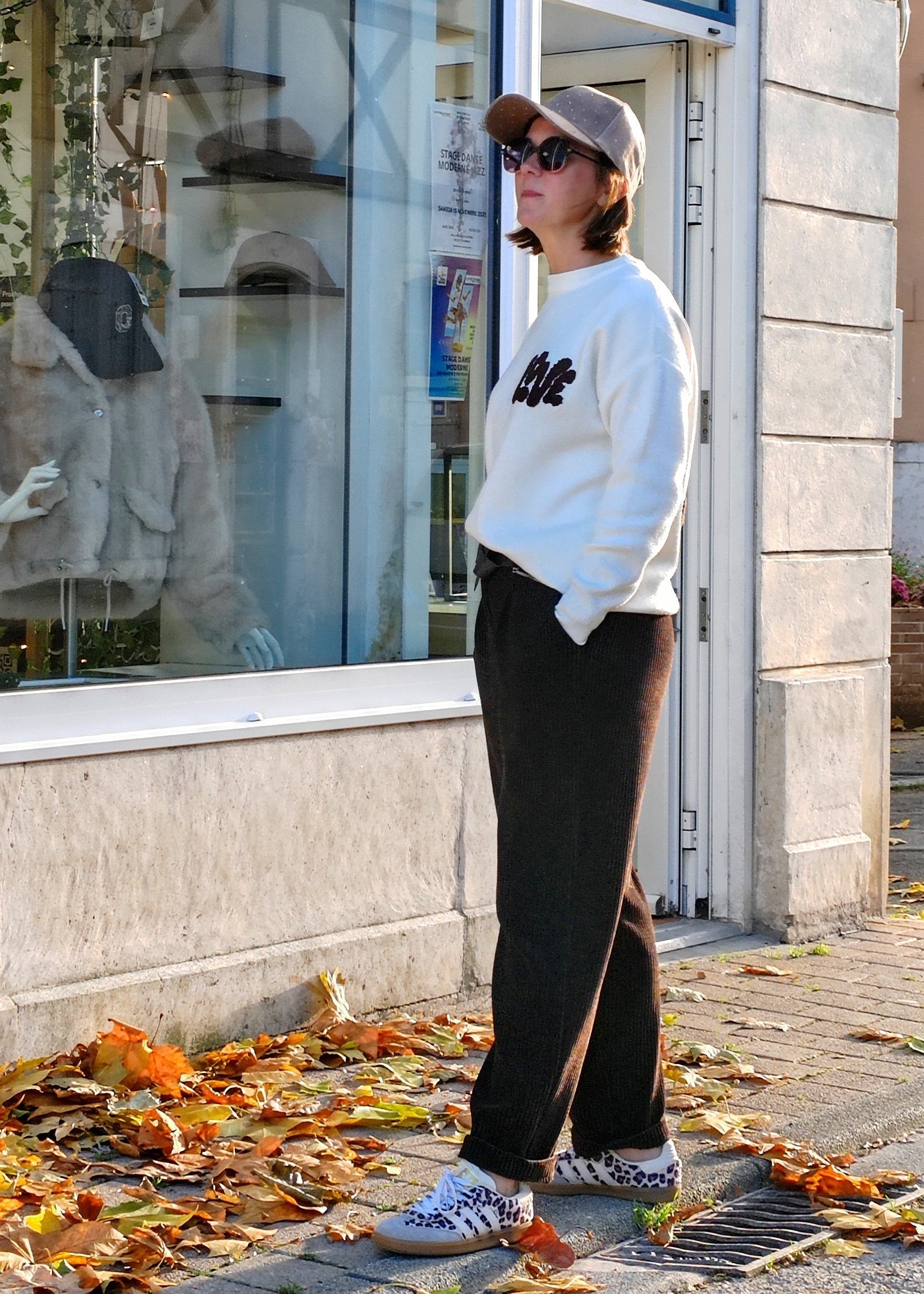 Sweat brodé LOVE YOURSELF – Sweat à patchs femme, message positif, broderie tendance Ky Création